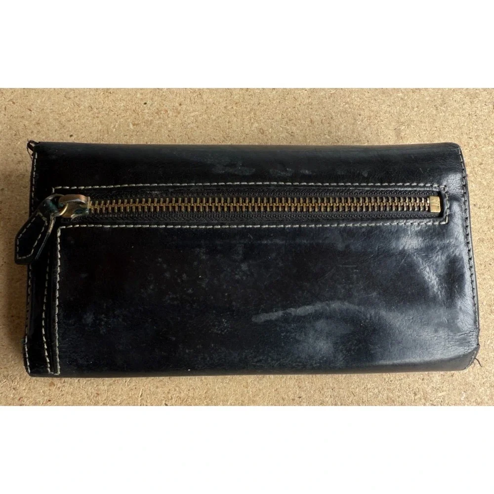 Dooney & Bourke Signature Leather Monogram 1975 Logo Continental Wallet Black‎